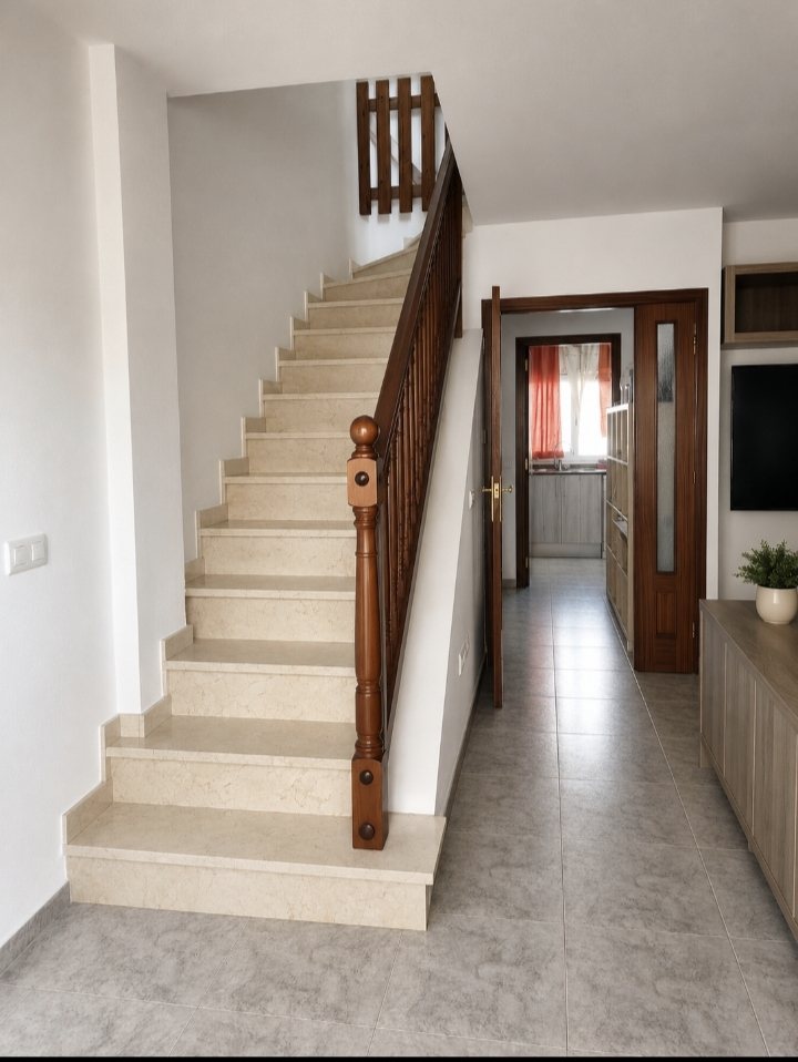 Miniatura 5 de Casa apareada en excelente ubicación.
