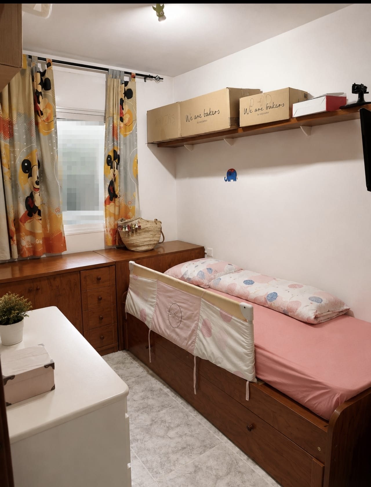 Miniatura 8 de Casa apareada en excelente ubicación.